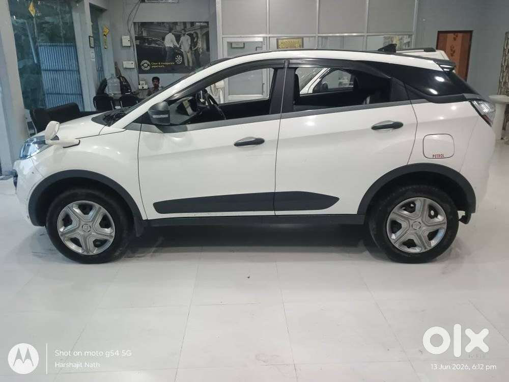 Tata Nexon 1.5 Revotorq Xm (s), 2020, Petrol
