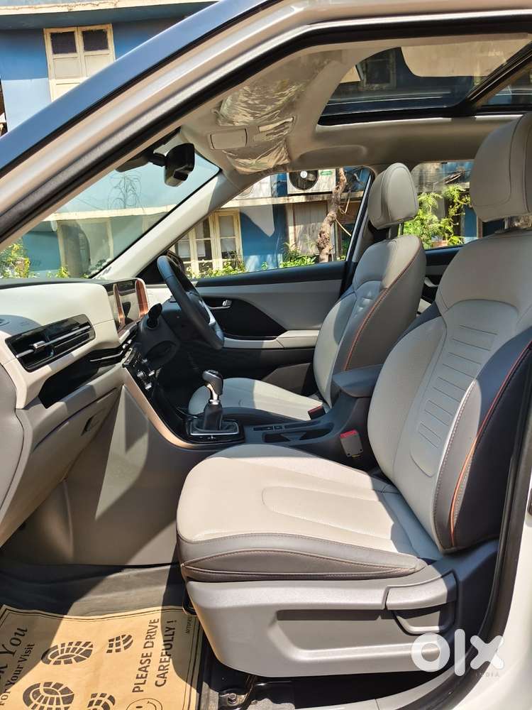 Hyundai Creta Facelift 1.5 Petrol Mt, 2025, Petrol