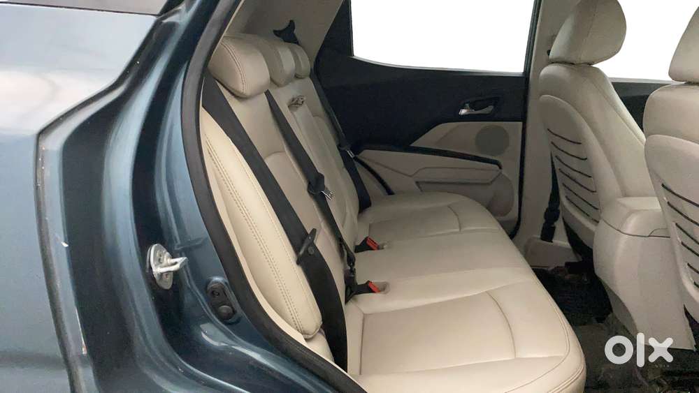 Mahindra Xuv300 W8 Option, 2019, Petrol