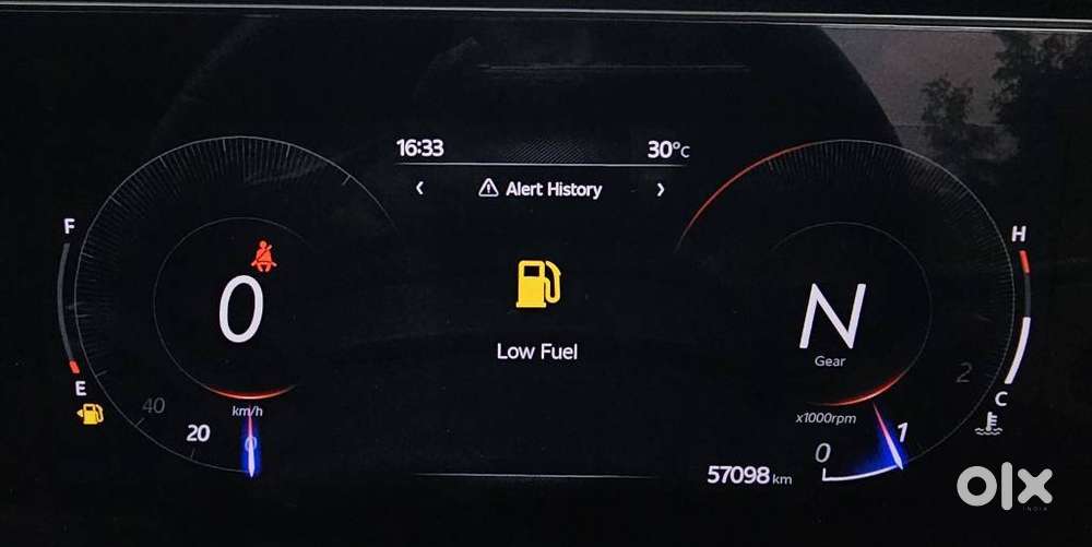 Mahindra Xuv700 2.0 Ax 5 Petrol At Str, 2022, Petrol