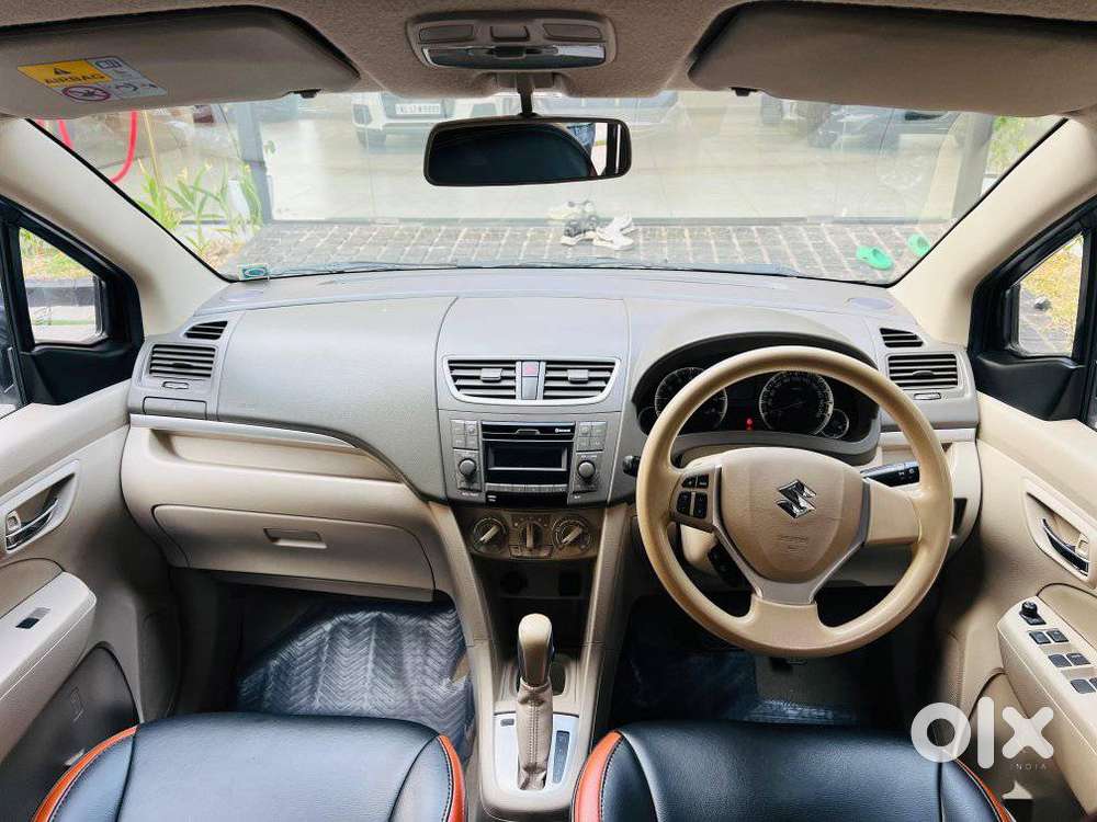 Maruti Suzuki Ertiga Vxi At Petrol, 2018, Petrol