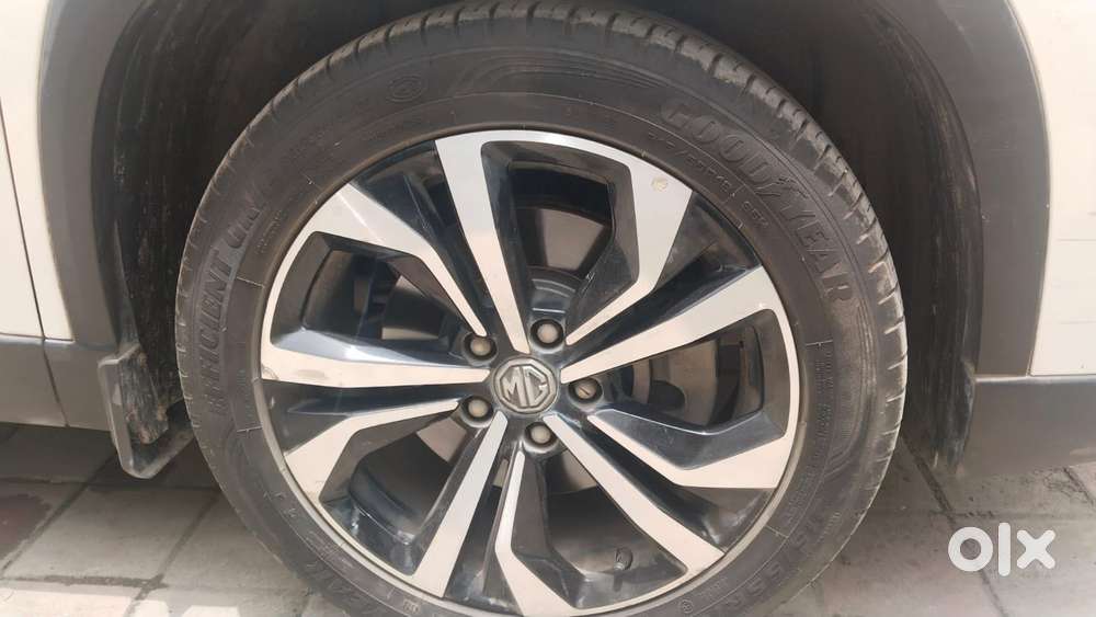 Mg Hector Plus Sharp Pro 1.5 Turbo Petrol Cvt 6 Str, 2024, Petrol