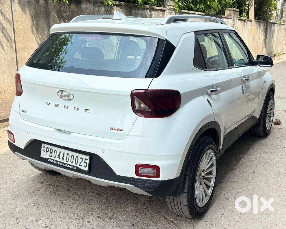Hyundai Venue, 2020, Petrol