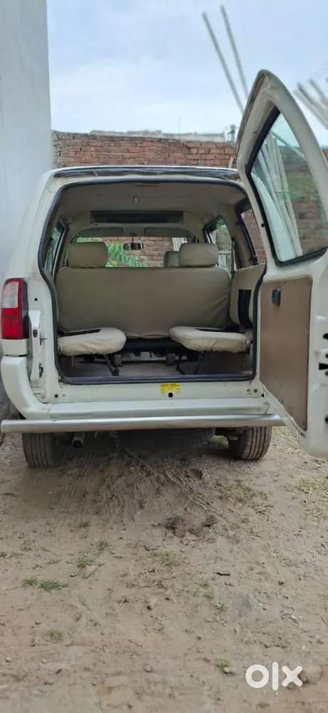 Chevrolet Tavera Ls 2011