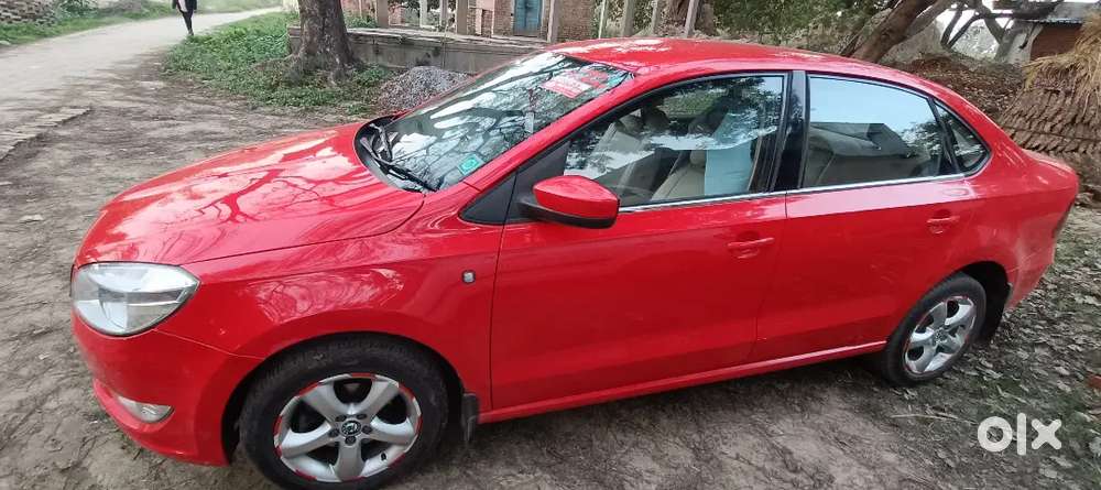 Urgent Sell Good Condition Skoda Rapid Tsi 2013 Diesel 80000 Km Driven