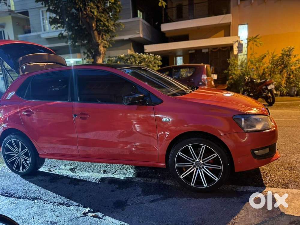 Volkswagen Polo Petrol Manual 2010