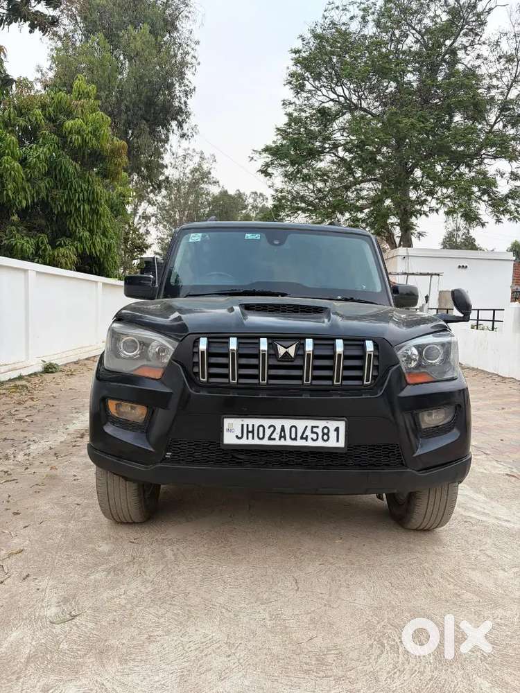 Mahindra Scorpio 2017 Diesel 81200 Km Driven