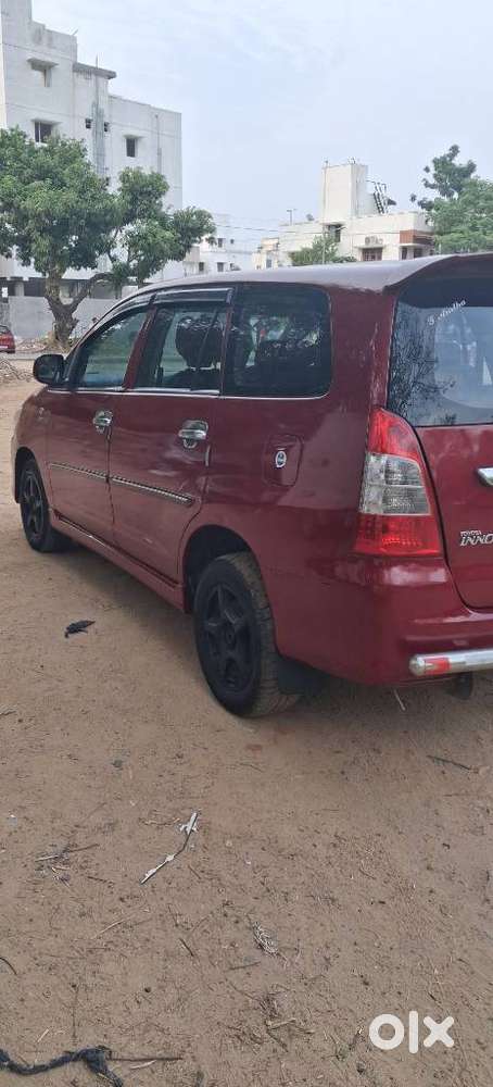 Toyota Innova 2.5 Z Diesel 7 Seater, 2012, Diesel
