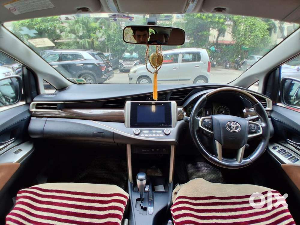 Toyota Innova Crysta 2.8z Automatic, 2016, Diesel