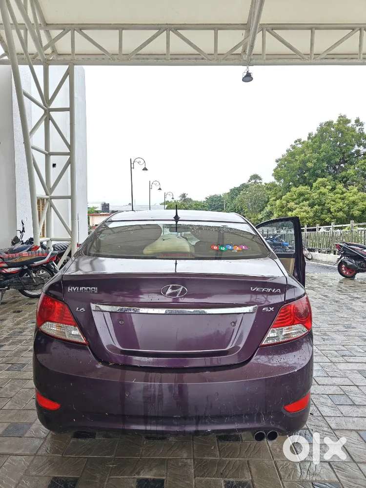 Hyundai Verna Diesel Manual 2nd Well-maintained Car