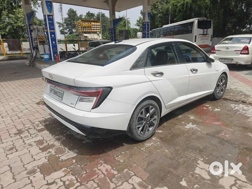 Hyundai Verna 1.5 Sx Ivt Automatic 2023