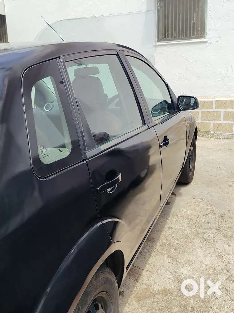 Ford Figo Diesel Zxi 2011