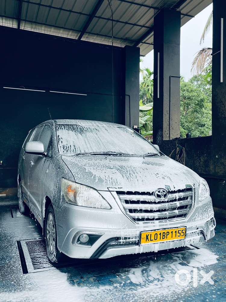 Toyota Innova 2013 Diesel 155000 Km Driven