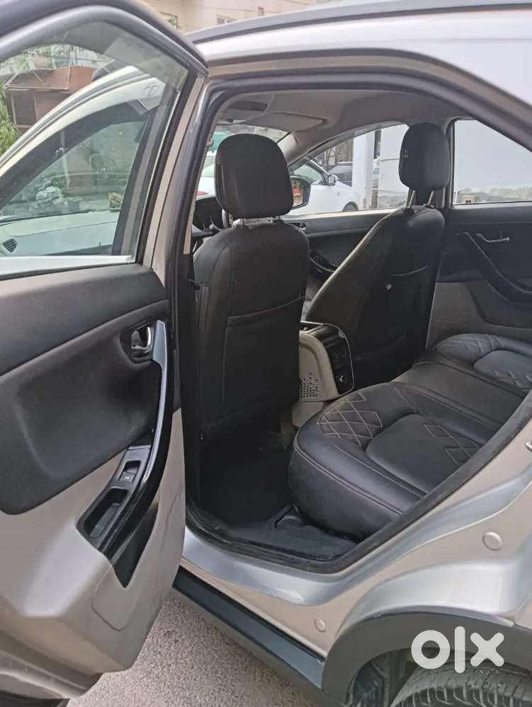 Tata Nexon 2019 Diesel 110000 Km Drive