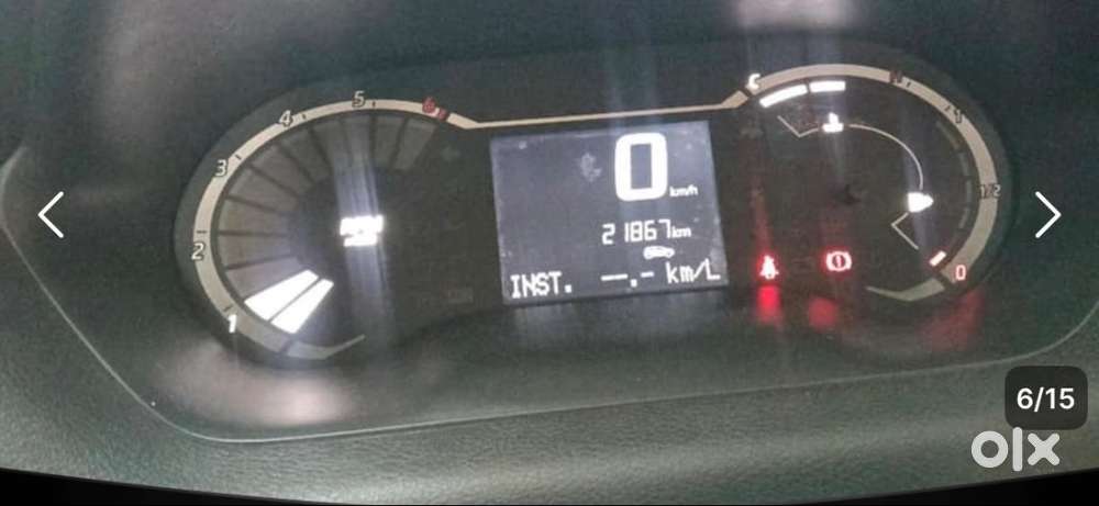 Nissan Magnite 2025 Petrol Well Maintained