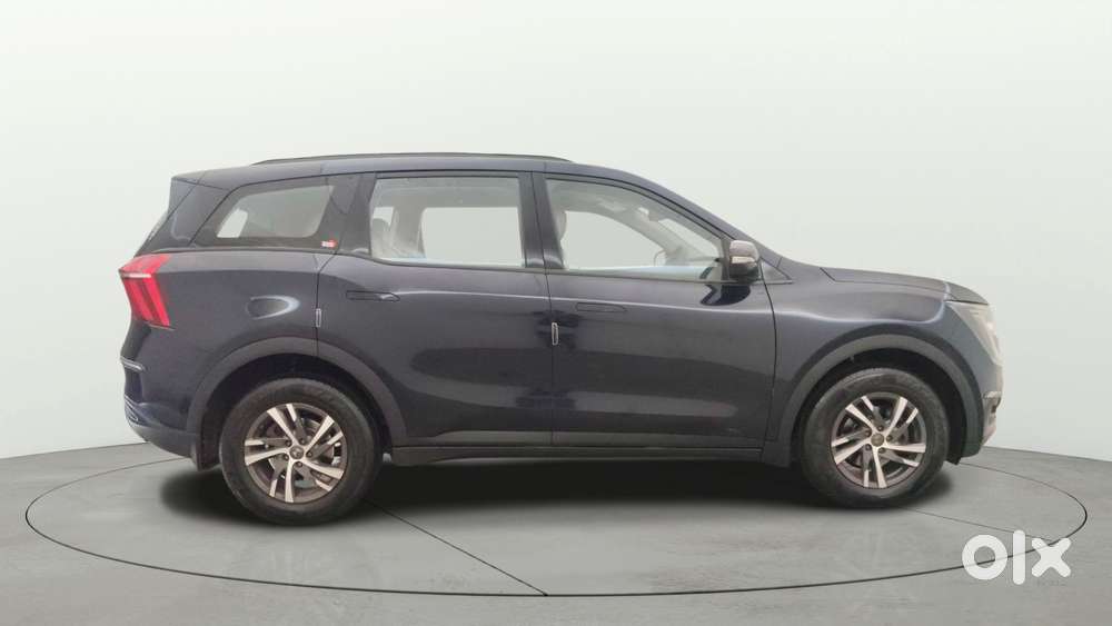 Mahindra Xuv700 2.2 Ax 5 Diesel At Str, 2023, Diesel