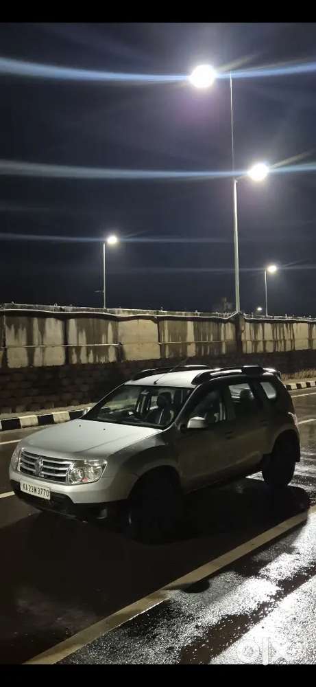 Renault Duster 2015 Diesel, 130000 Km Price Slihtly Negotiable