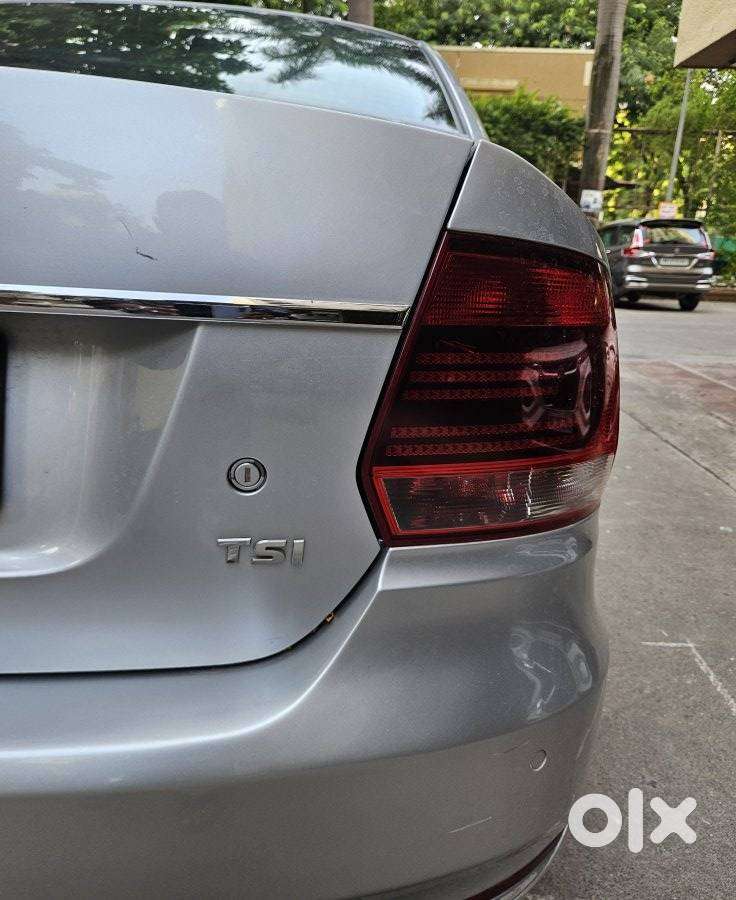 Volkswagen Vento 1.2 Tsi Highline At, 2016, Petrol