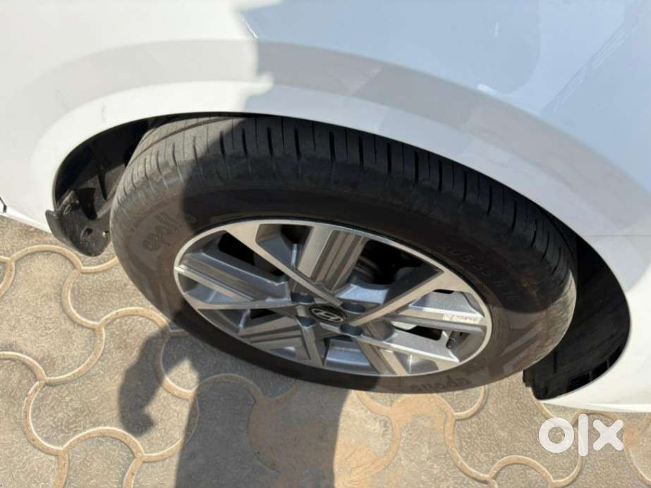 Hyundai Verna 1.5 Sx (o) Turbo Petrol Mt, 2025, Petrol