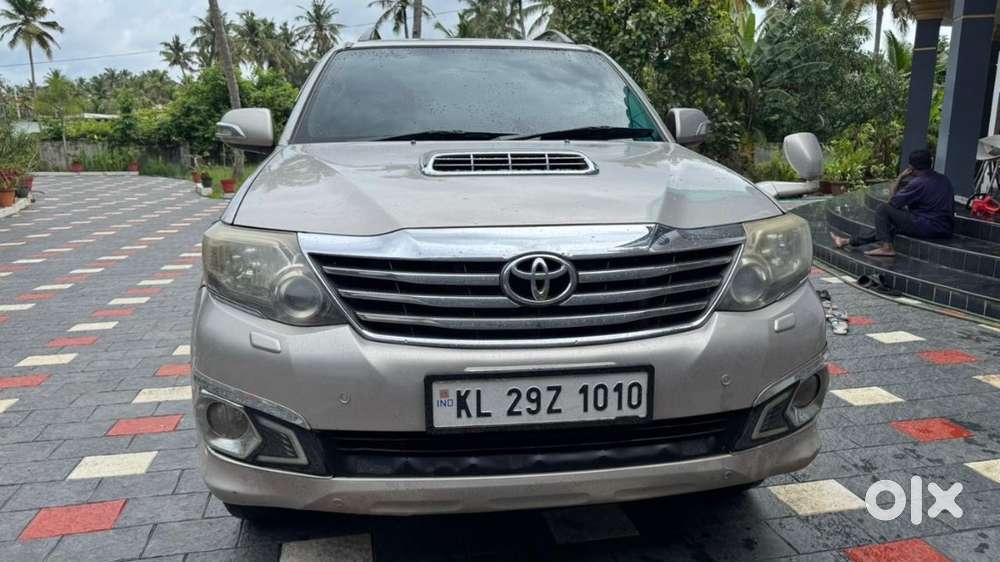 Toyota Fortuner 2012  Automatic Diesel