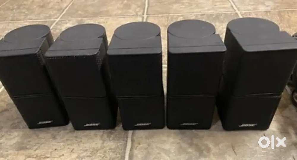 Bose jewels cube speakers 5nos brand new condition