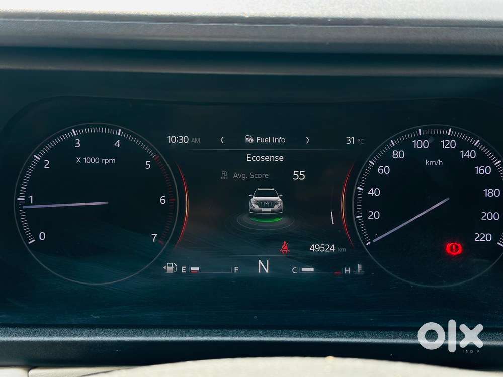 Mahindra Xuv700 2.2 Mx Diesel Mt 5 Str, 2022, Diesel