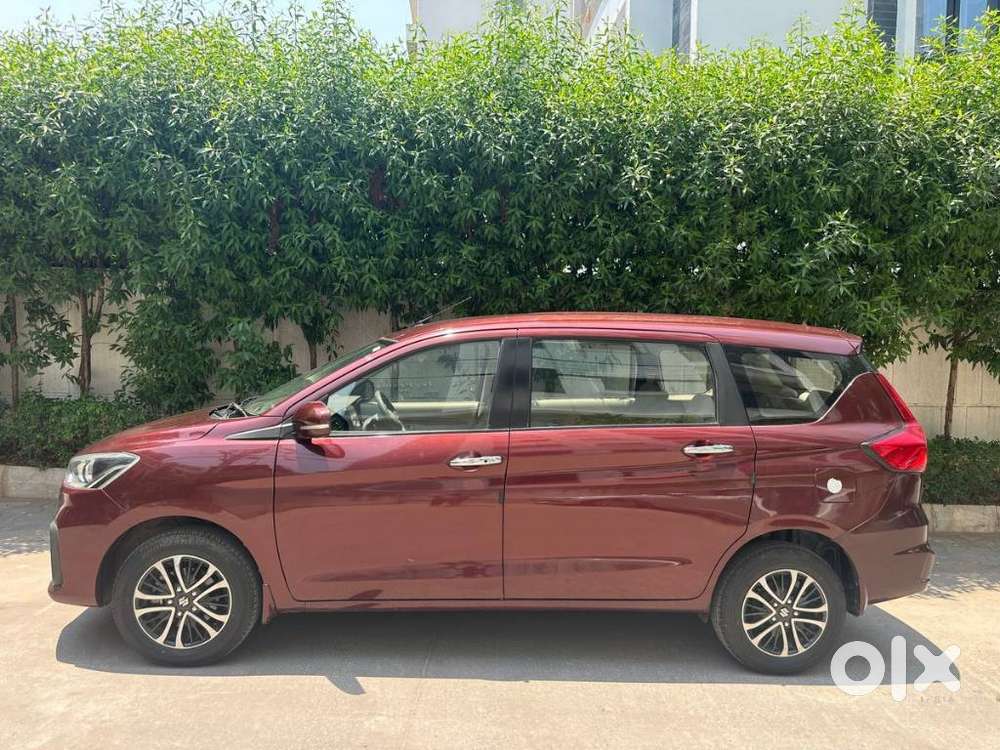 Maruti Suzuki Ertiga Zxi Plus At Shvs, 2022, Petrol