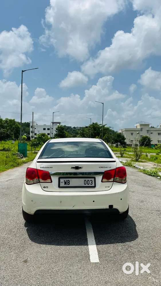 2014  Chevrolet Cruze Ltz  Manual - 1st Owner  Type - 2