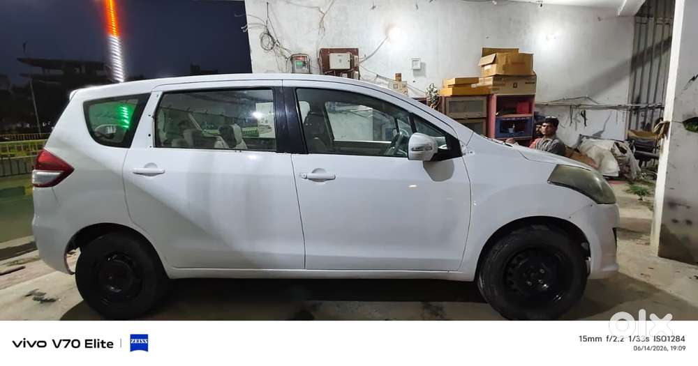 Maruti Suzuki Ertiga Vxi, 2013, Petrol