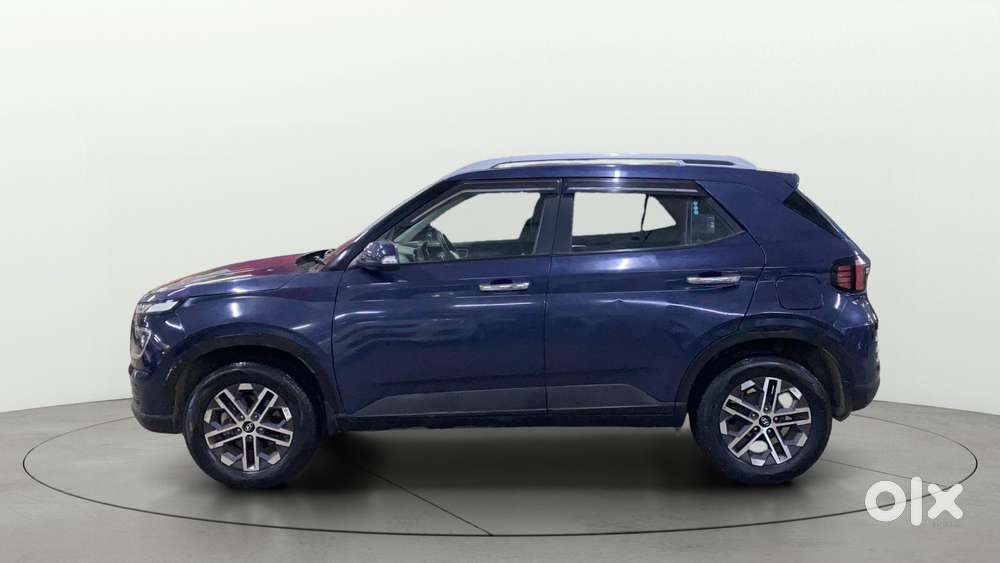 Hyundai Venue 1.0 Sx (o) Turbo Dct, 2023, Petrol