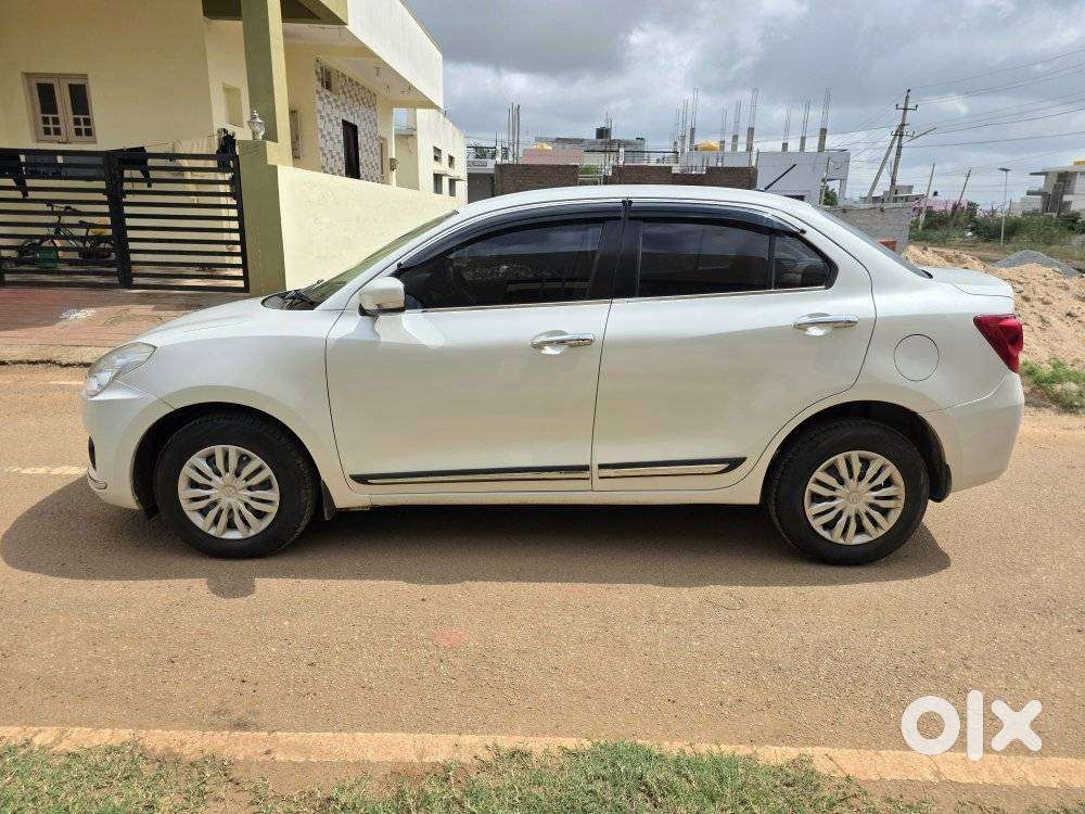 Maruti Suzuki Swift Dzire Vdi(o) Amt, 2017, Diesel