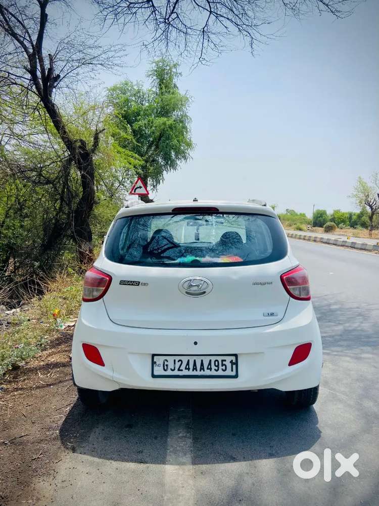 Hyundai I10 2017 Cng & Hybrids 121000 Km Driven