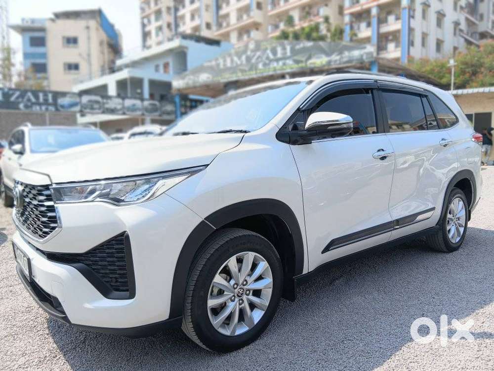Toyota Innova Hycross 2.0 Vx Hybrid 7 Str, 2024, Petrol