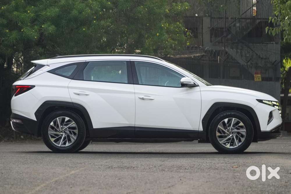 Hyundai Tucson 2.0 Signature Petrol At, 2023, Petrol