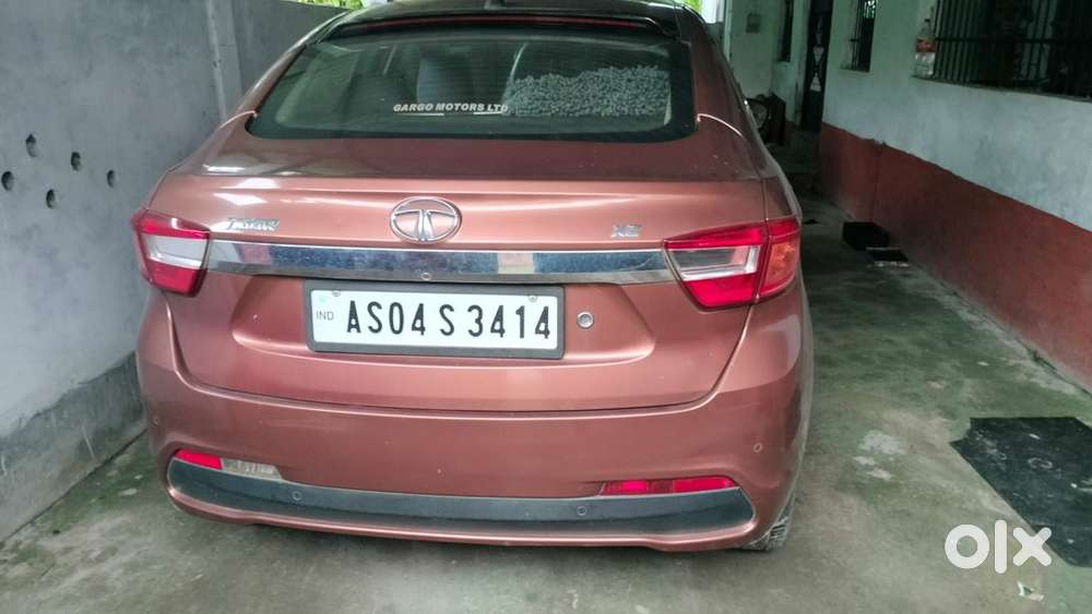 Tata Tigor Petrol 2017