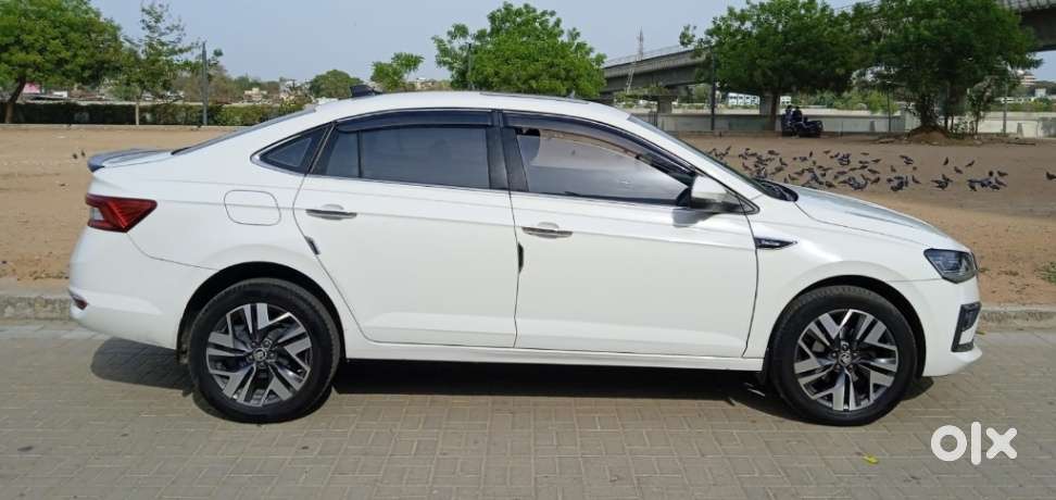 Skoda Slavia Style 1.0l Tsi At, 2024, Petrol