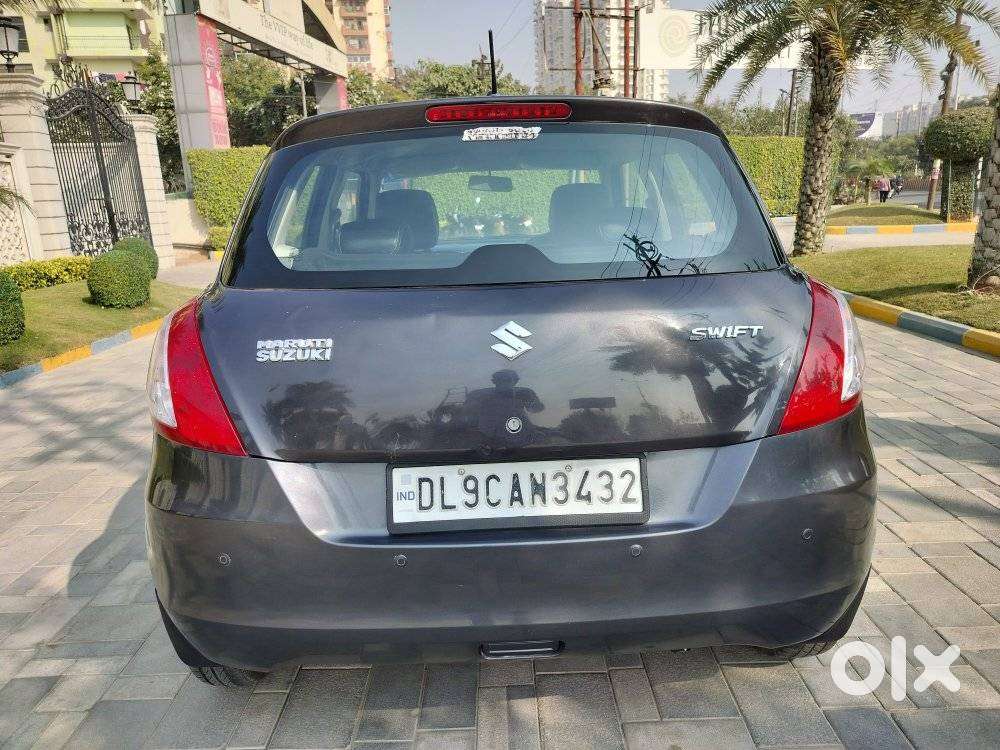 Maruti Suzuki Swift Lxi Optional-o, 2017, Petrol