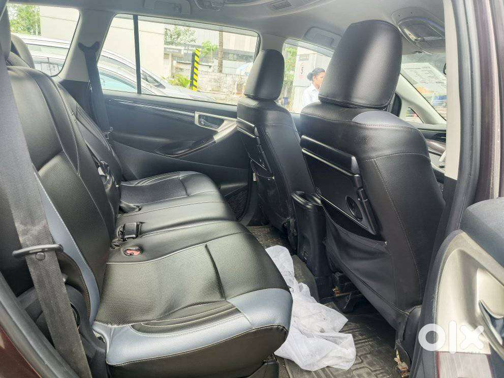 Toyota Innova Crysta 2.4 V 8 Str, 2018, Diesel