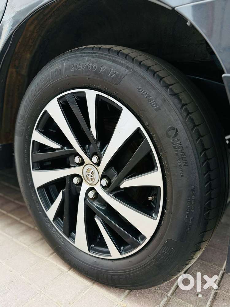 Toyota Innova Crysta [2020-ongoing] 2.4 Zx 7 Str, 2021, Diesel