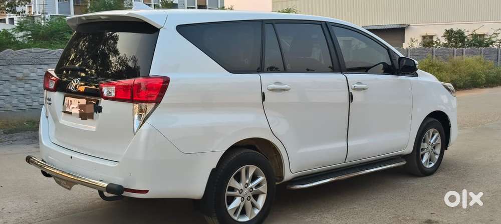 Toyota Innova Crysta 2.4 G Mt 7 Str, 2024, Diesel