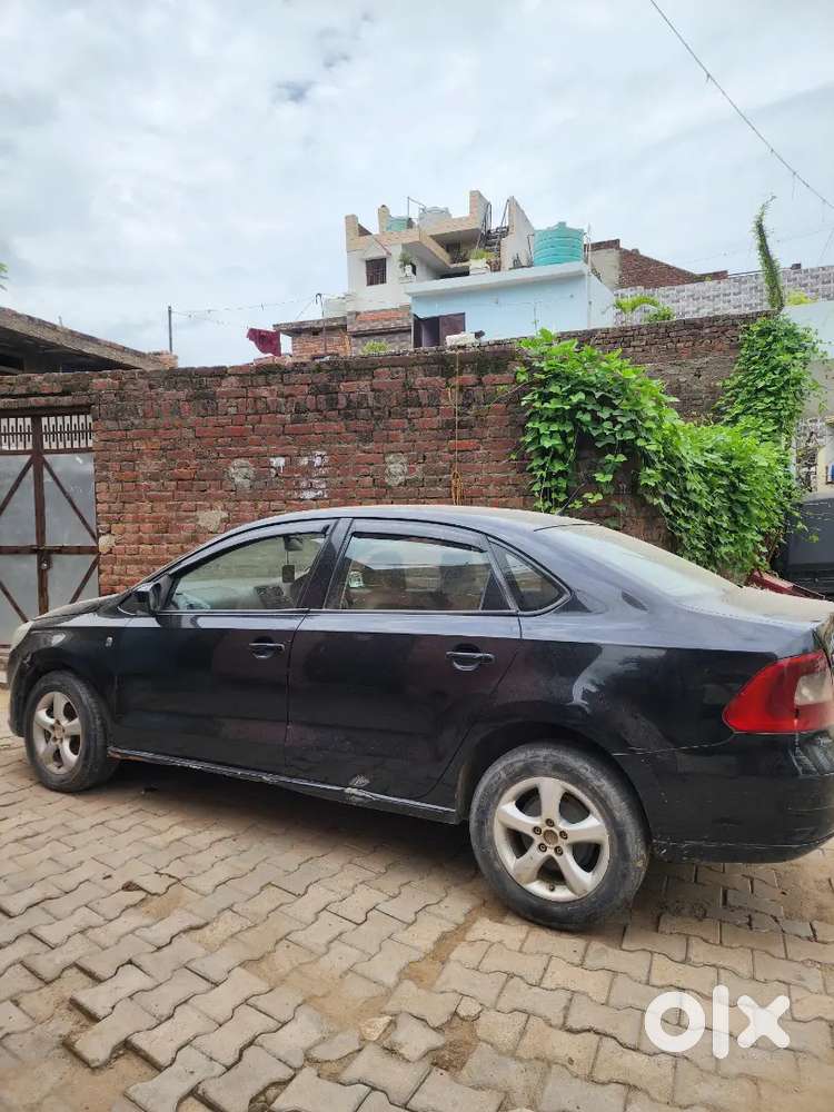 Skoda Rapid 1.6 Tdi 2013 Year