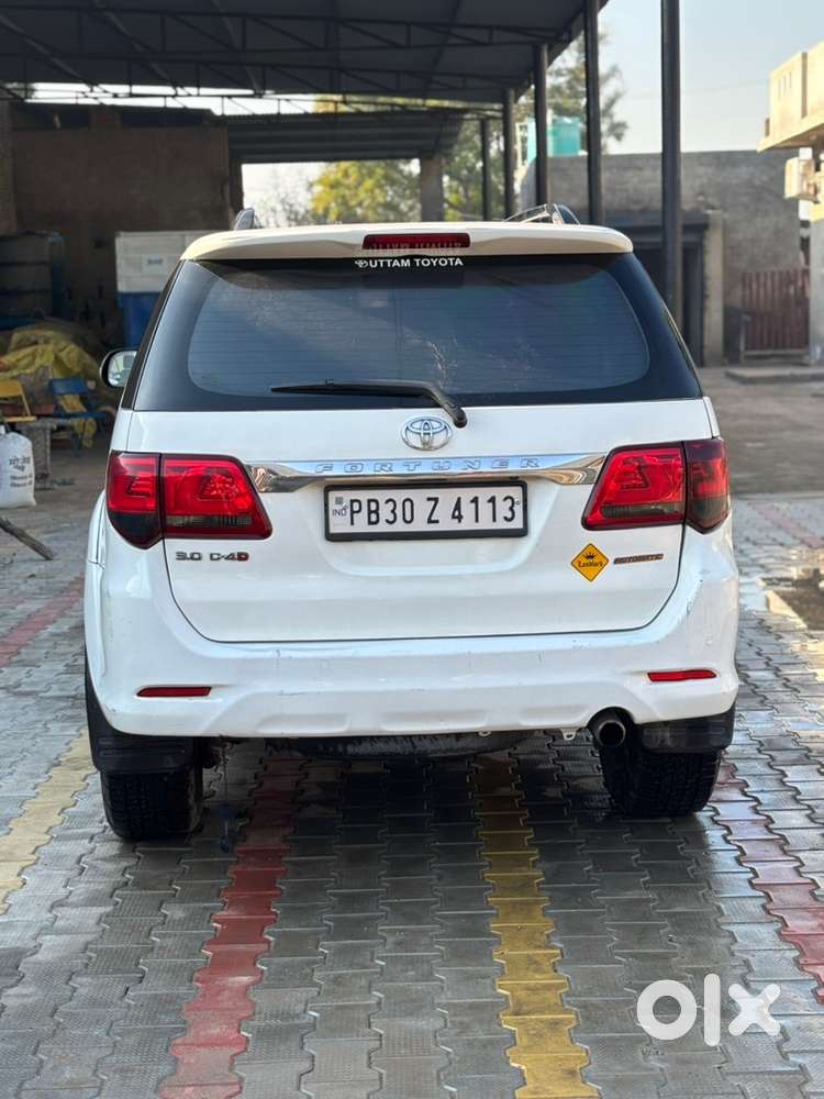Toyota Fortuner Diesel 2012