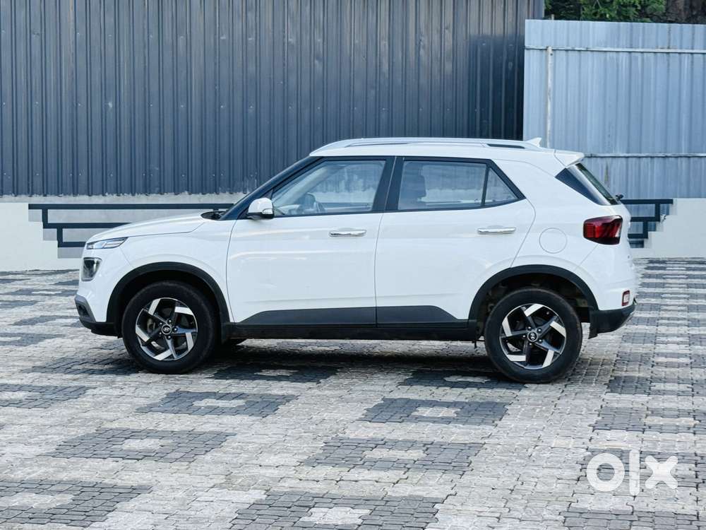Hyundai Venue 1.5 Crdi Sx (o), 2021, Diesel