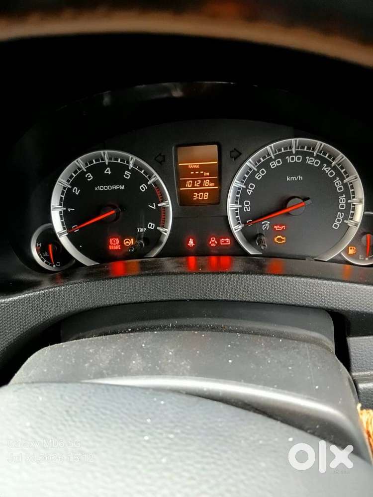 Maruti Suzuki Swift Vxi, 2015, Petrol