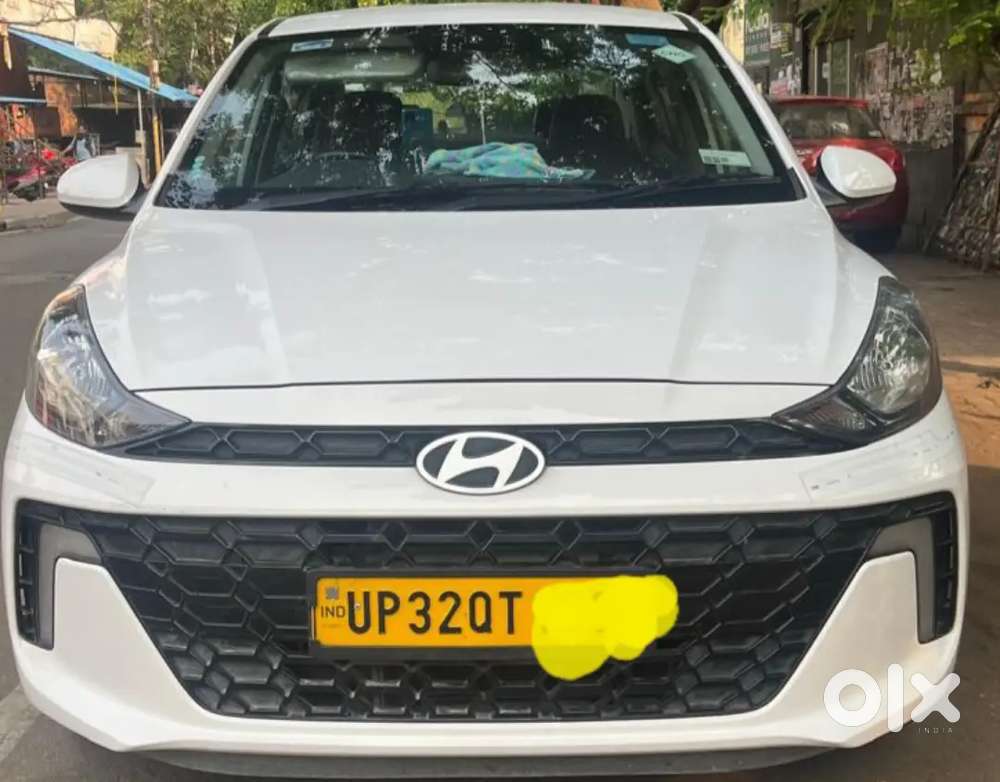 Hyundai Aura 2025 Cng & Hybrids Well Maintained