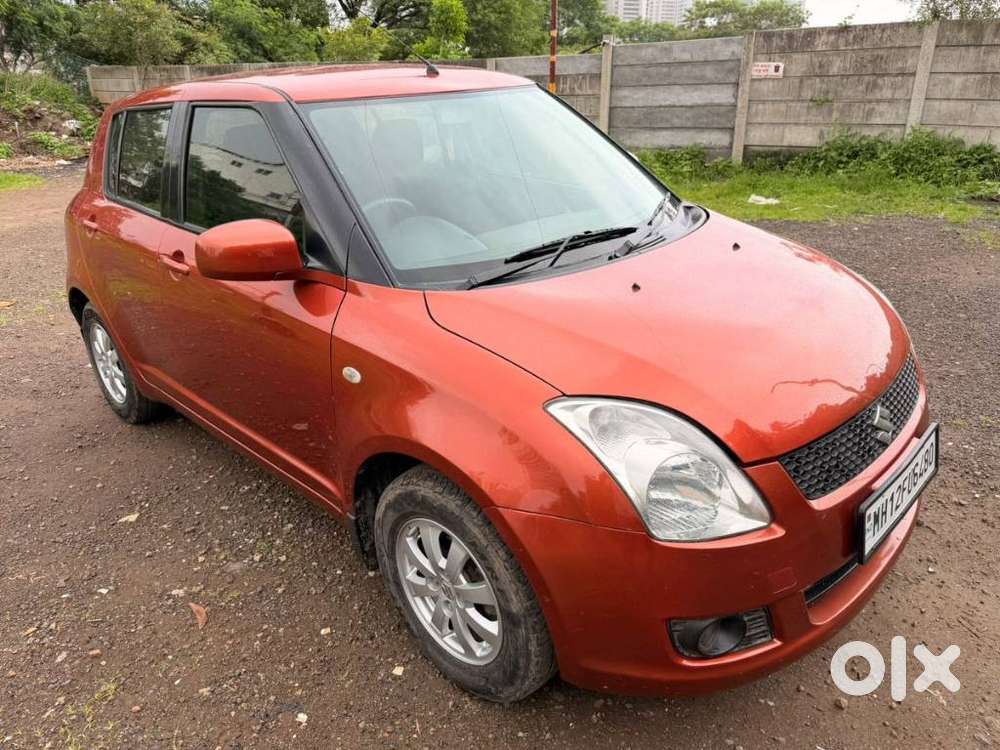 Maruti Suzuki Swift Zxi Bsiv, 2010, Petrol