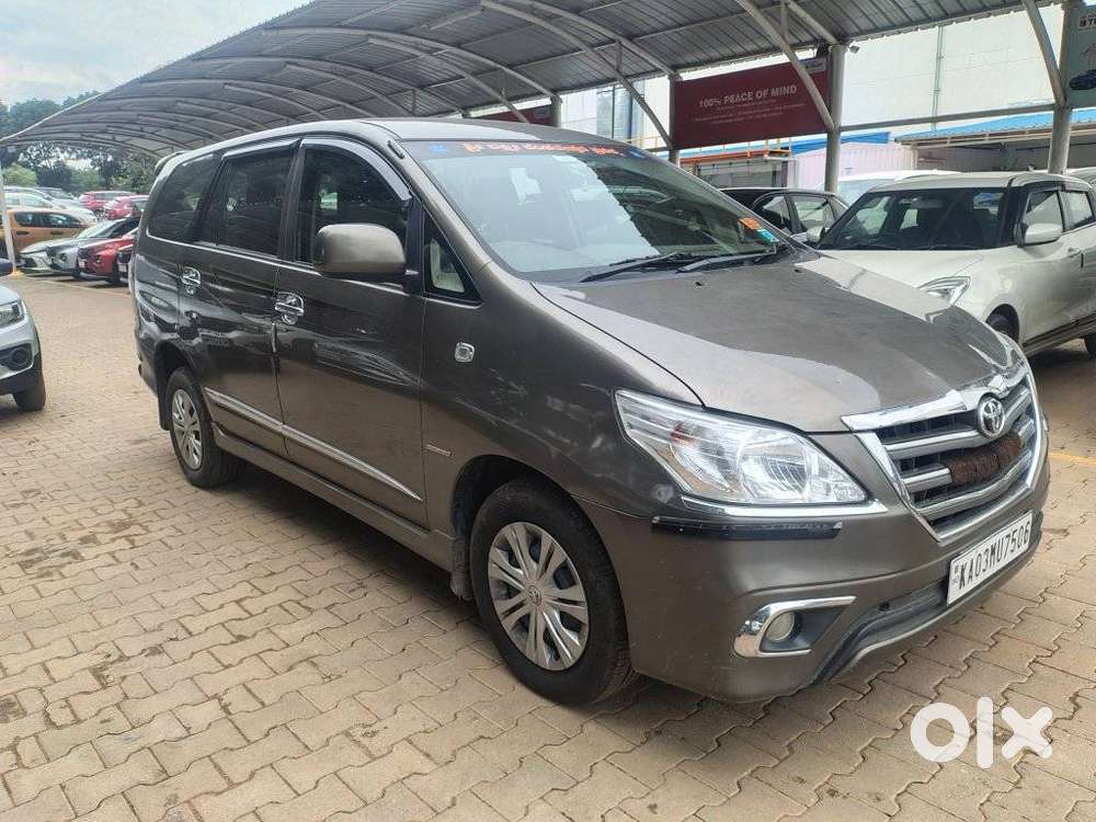 Toyota Innova 2.5 G (diesel) 8 Seater, 2014, Diesel