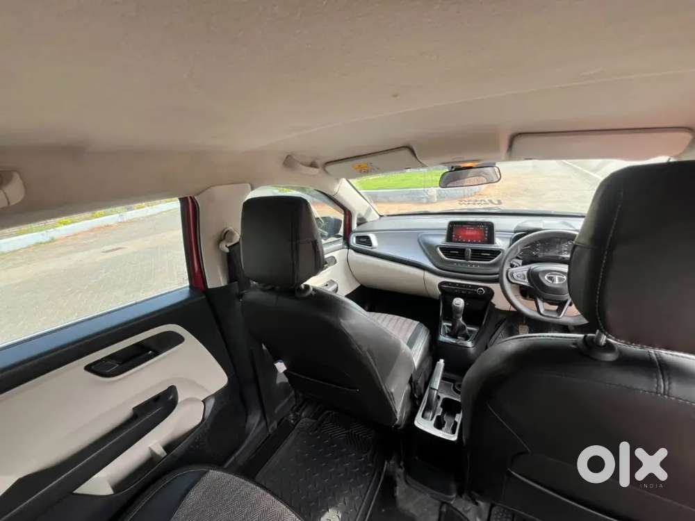 Tata Altroz 1.2 Luxe 2021