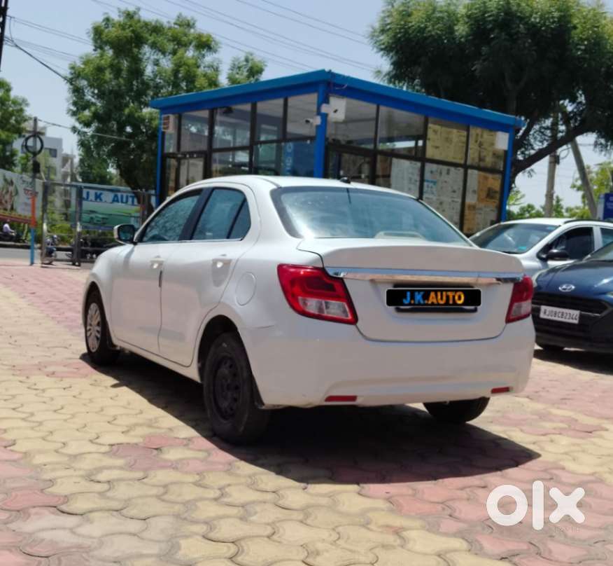 Maruti Suzuki Dzire 1.2 Vxi, 2018, Petrol