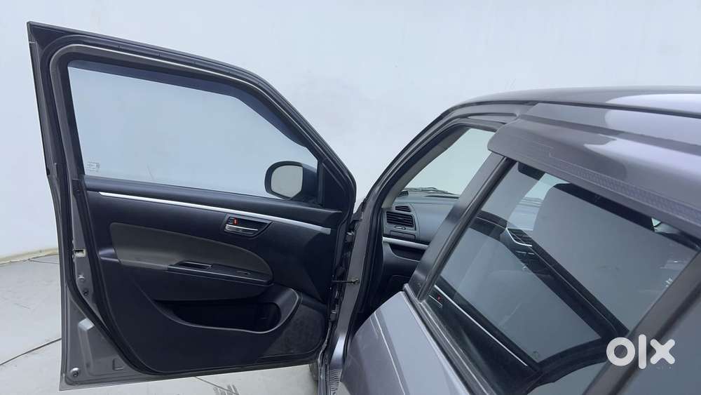 Maruti Suzuki Swift Vvt Vxi, 2015, Petrol